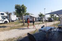 Camping Lido di Classe - Standplätze auf dem Campingplatz