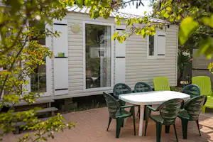 Camping L’Ile Blanche - Mobilheim mit Terrasse