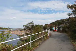 Göteborgs Camping Lilleby First Camp Göteborgs - Lilleby - Weg zum Badestrand
