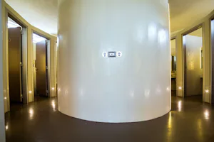 Camping Lino - Sanitärgebäude auf dem Campingplatz