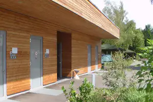 Camping Linz Pichlingersee - Sanitäranlagen auf dem Campinggelände