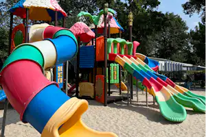 Camping L'Orée de l'Océan - Kinderspielplatz auf dem Campingplatz