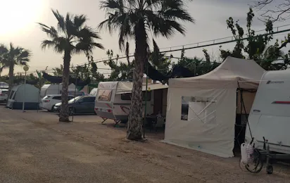 Camping Los Delfines