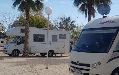 Camping Los Delfines