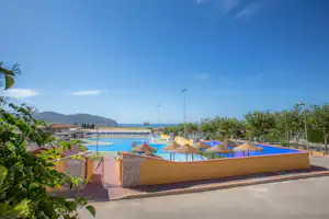Camping Los Madriles - Freibad auf dem Campingplatz