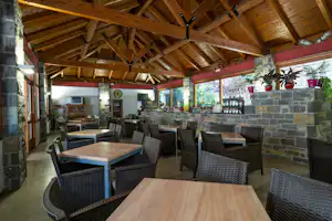 Camping Los Vives - Bar auf dem Campingplatz