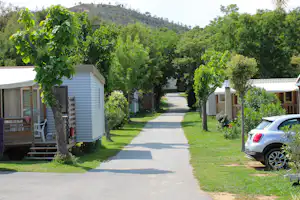 Camping Lou Cabasson - Mobilheime im Grünen