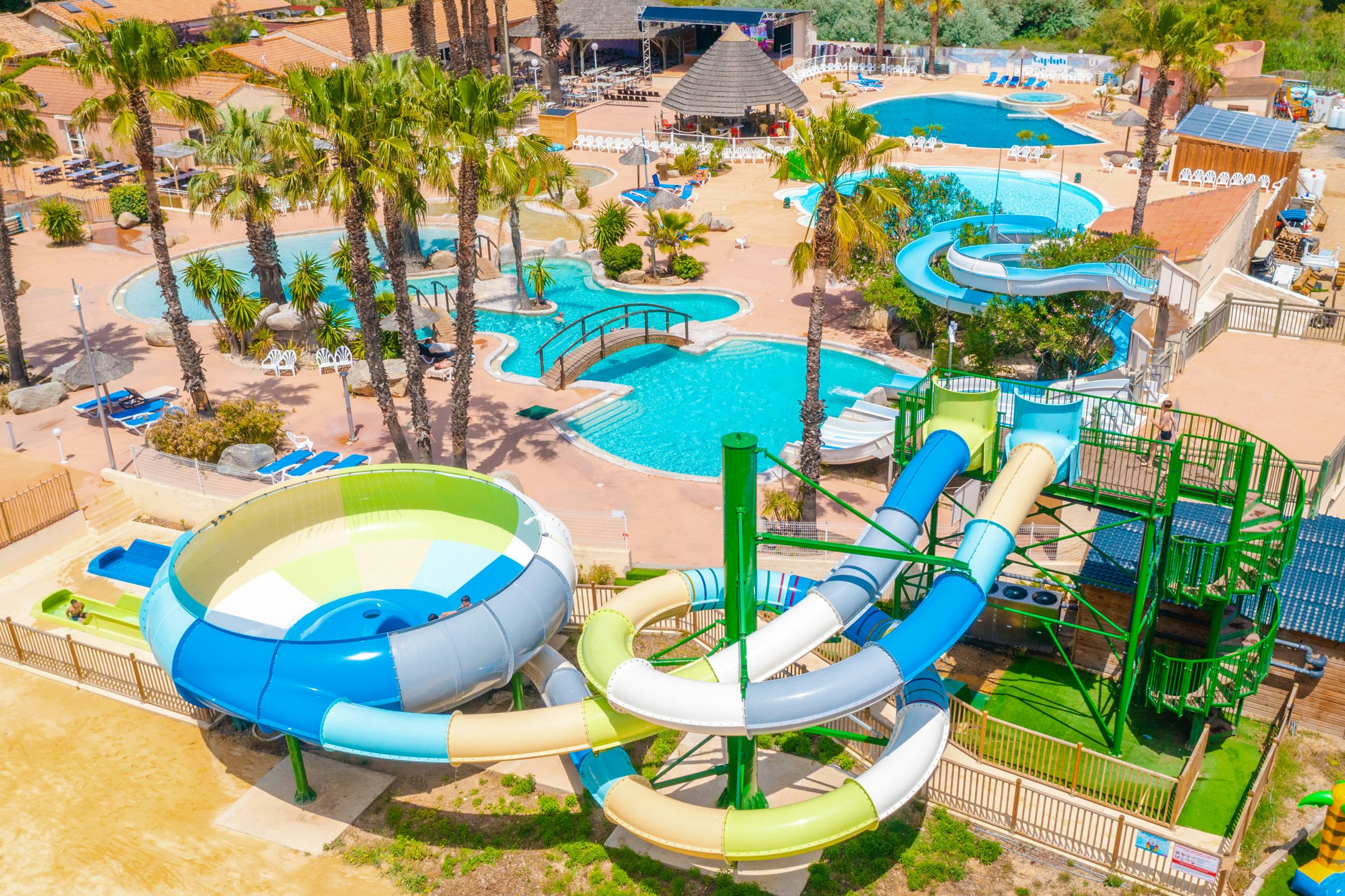Capfun Camping Lou Village - Luftaufnahme des Wasserparks