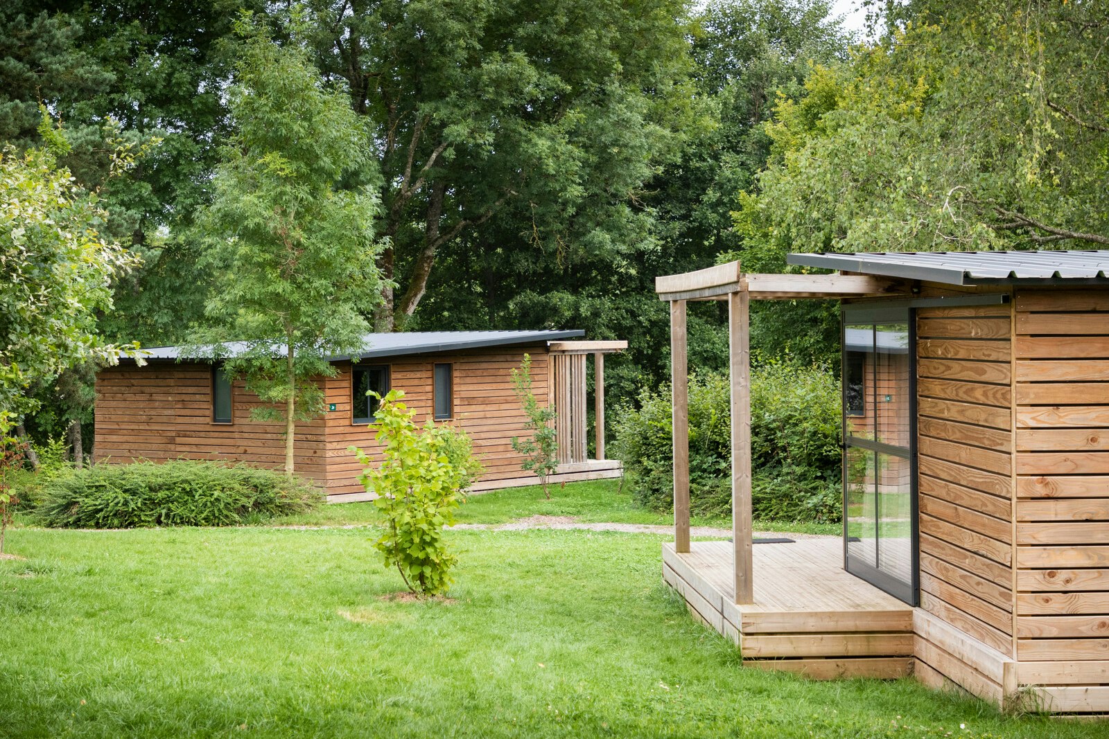 Camping Huttopia Etang de Fouché  - Mobilheime auf dem Campingplatz