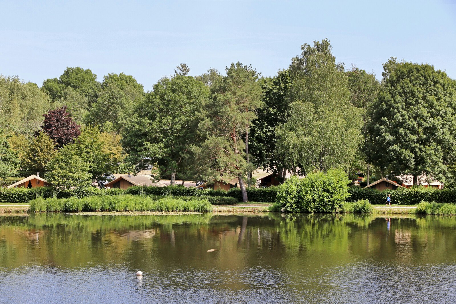 Camping Huttopia Etang de Fouché