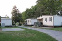 Camping Main-Spessart-Park  -  Mobilheime vom Campingplatz mit Veranden