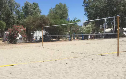 Camping Mani Beach