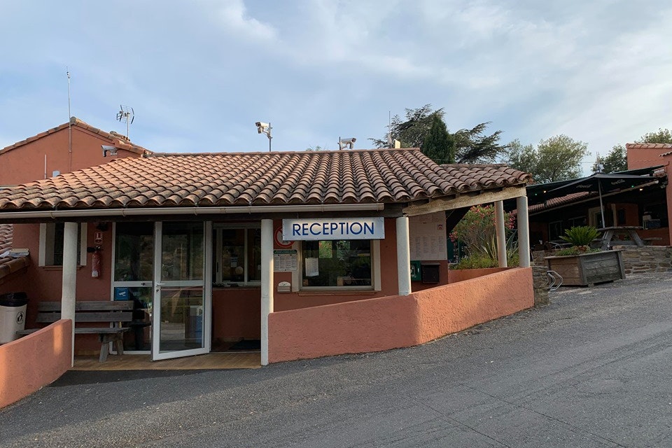 Camping Manjastre - Rezeption auf dem Campingplatz