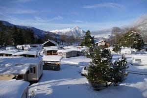 Camping Manor Farm (1) - Campingplatz im Winter