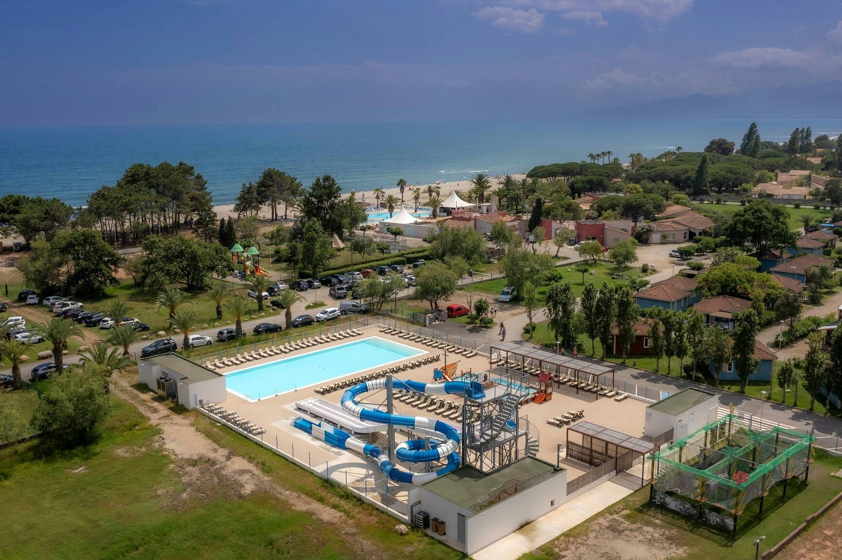 Camping Marina d'Erba Rossa  - Campingplatz aus der Vogelperspektive