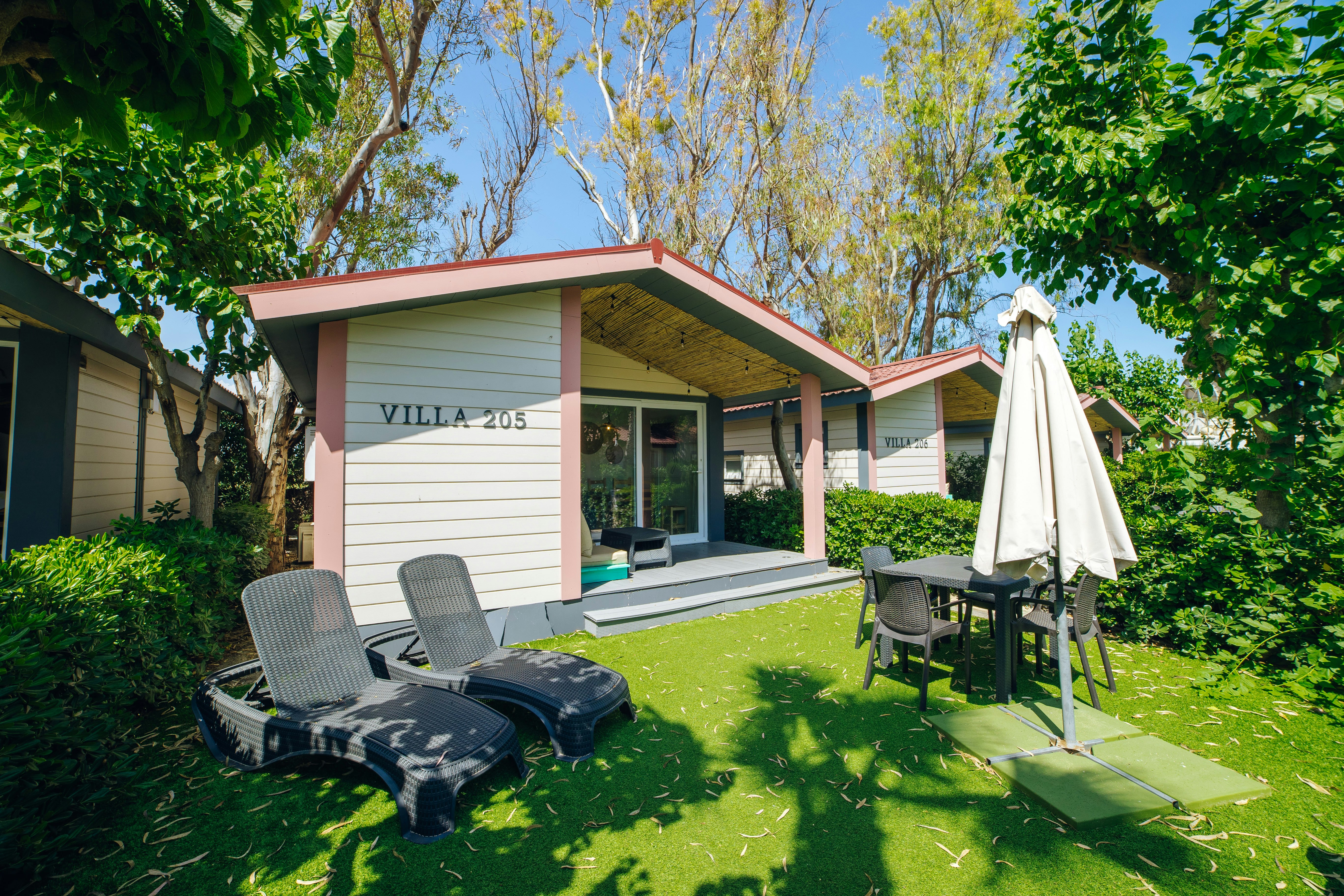 Alannia Guardamar  - Mobilheim mit Terrasse auf dem Campingplatz