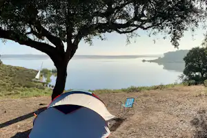 Camping Markádia - Zeltplatz mit Blick auf den See