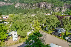 Camping Markushof - Wohnwagen- und Zeltstellplatz im Grünen unter Bäumen