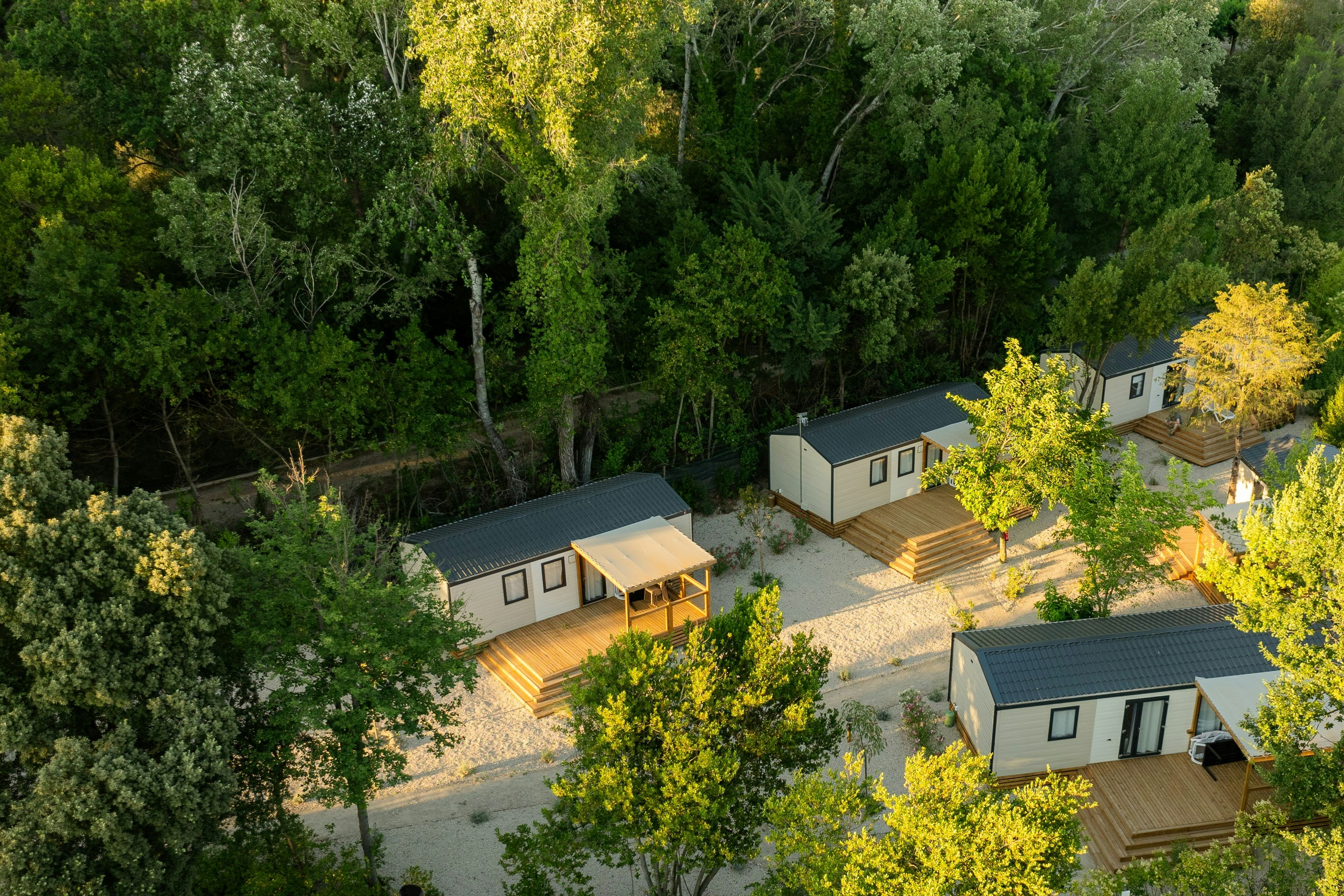 Camping Sunêlia Mas de Nicolas  Camping Mas de Nicolas  - Mobilheime auf dem Campingplatz