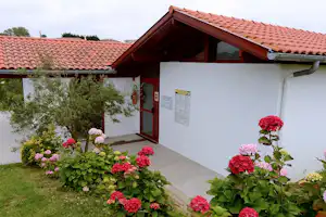 Camping Merko Lacarra - Sanitärgebäude auf dem Campingplatz