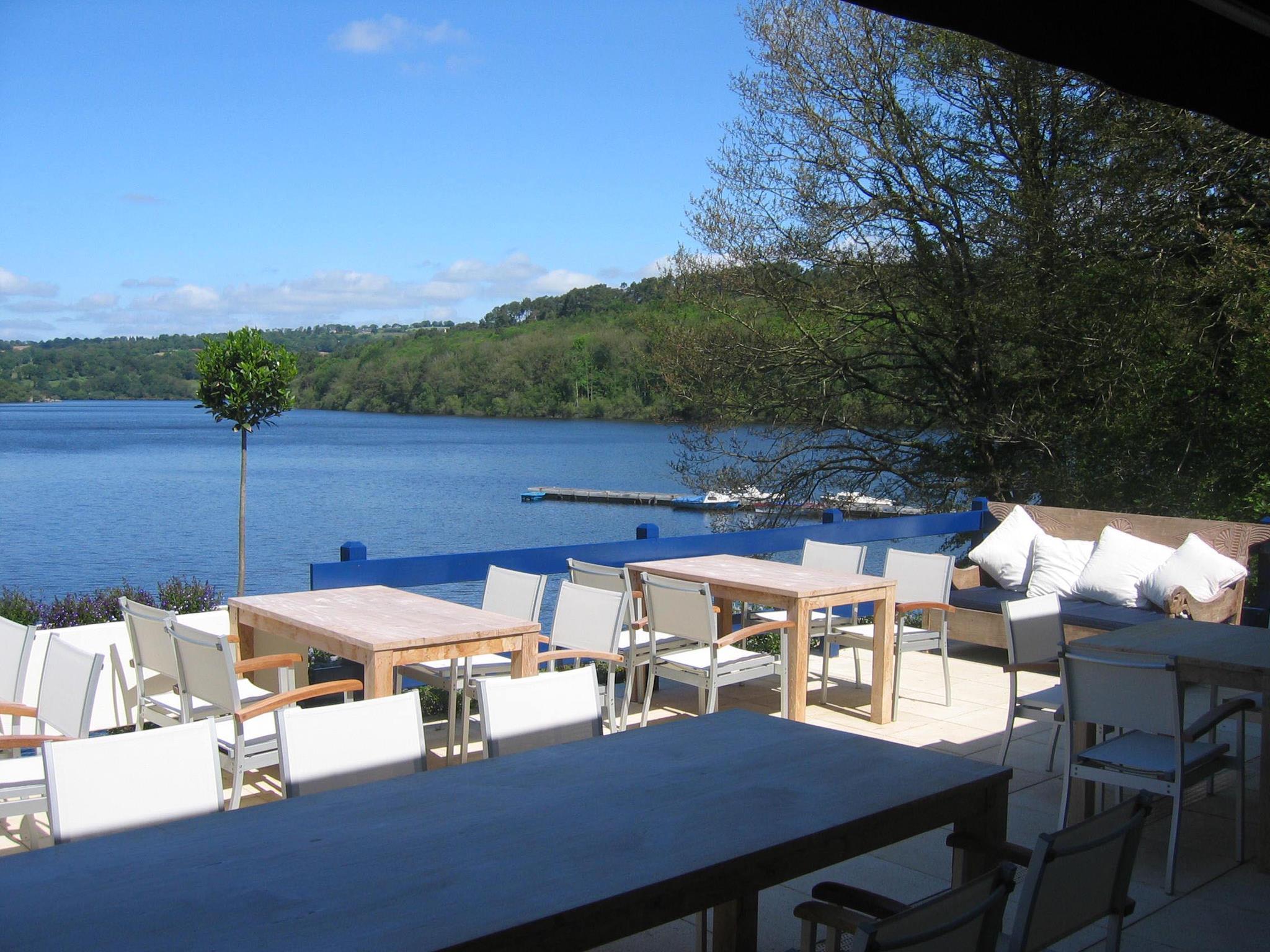Camping Merlin les Pieds dans l'Eau