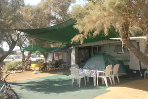 Camping Methoni - Wohnmobil- und Wohnwagenstellplätze