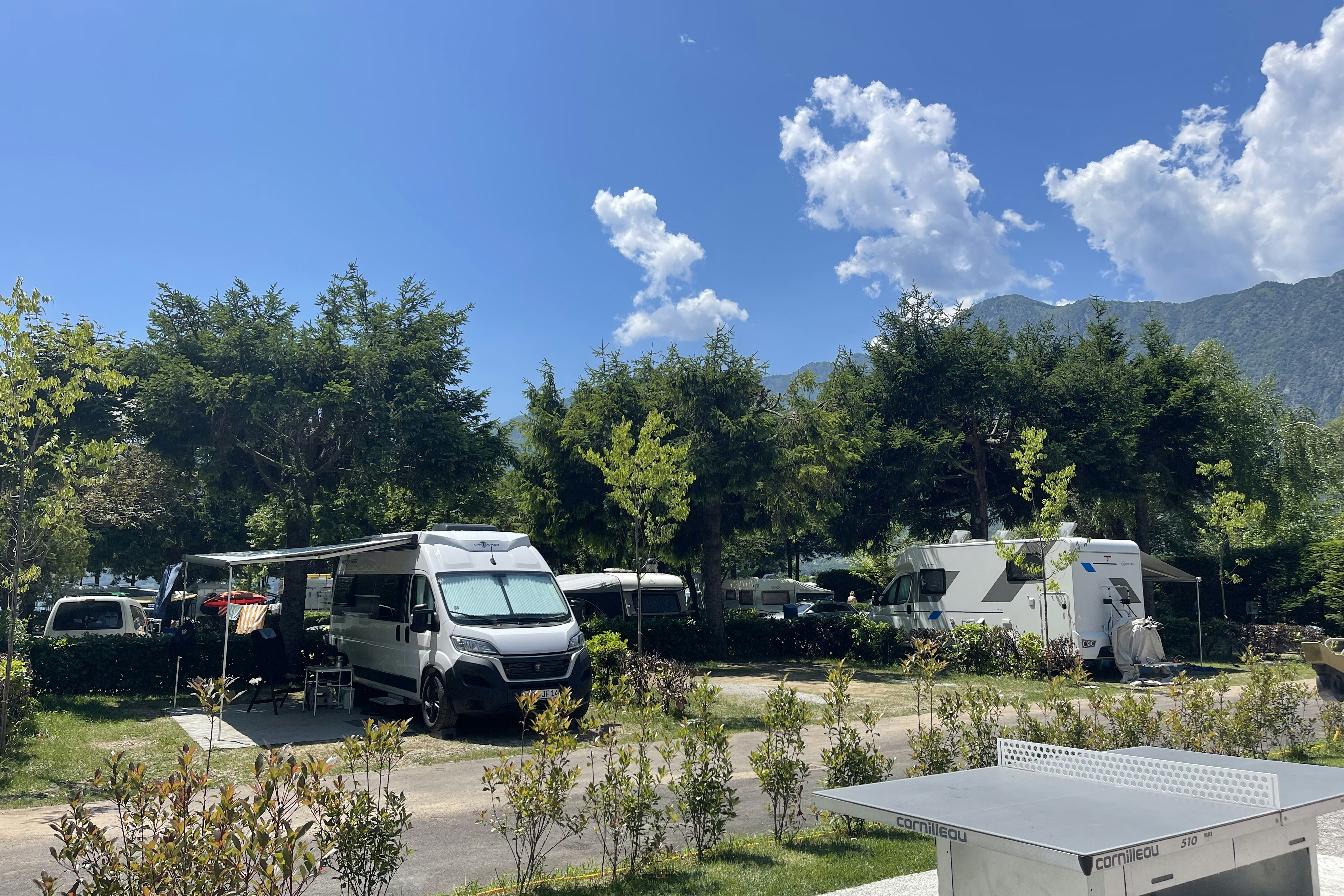 Camping Miralago - Standplätze auf dem Campingplatz