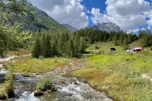 Camping Mistral - Fluss in der Umgebung des Campingplatzes