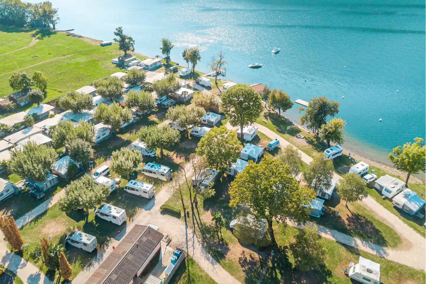 Camping Monte Generoso - Campingplatz aus der Vogelperspektive