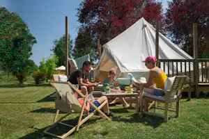 Camping Morédéna - Glamping-Zelt auf dem Campingplatz