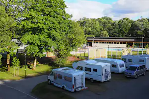 Camping Mosvangen - Wohnwagenstellplatz vom Campingplatz in der Nähe vom Pool
