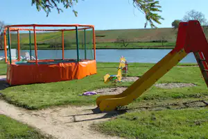 Camping Moulin de Collonge - Kinderspielplatz