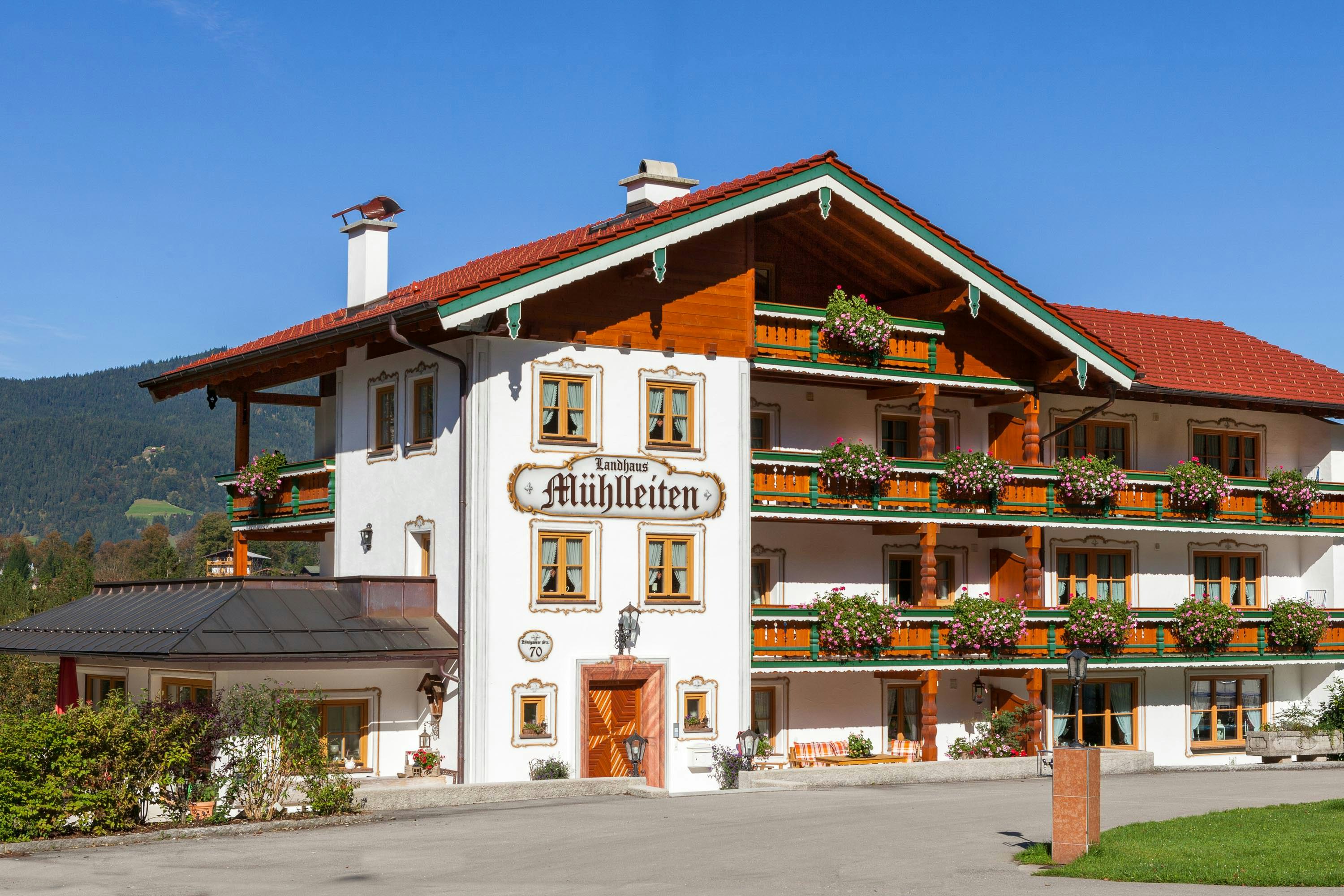 Camping Mühlleiten - Blick auf das Hauptgebäude auf dem Campingplatz