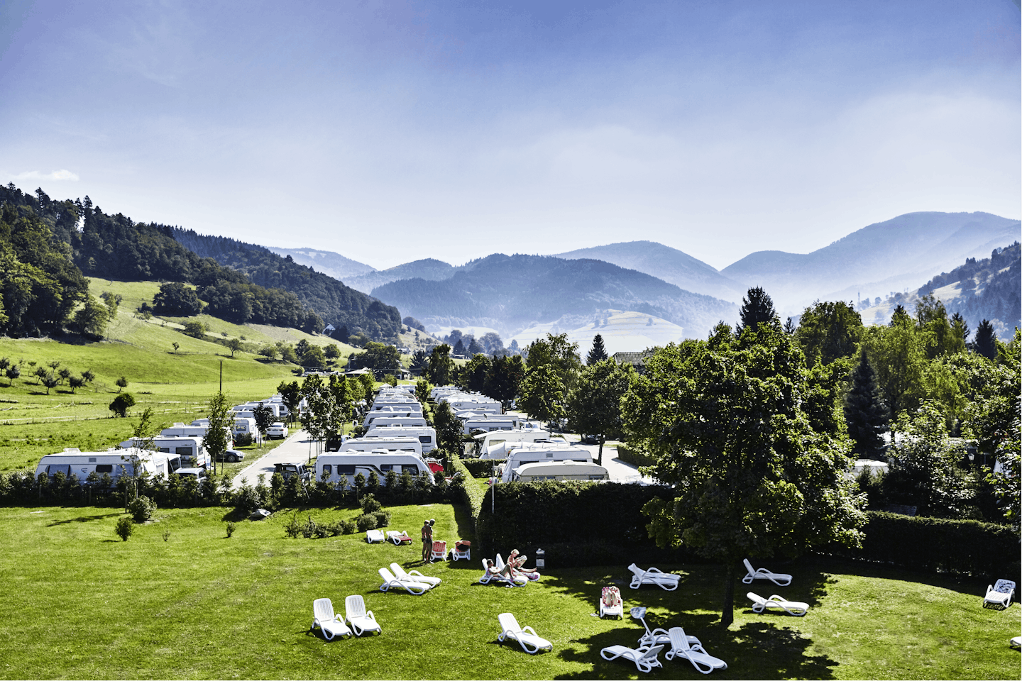 Camping Münstertal - Blick auf die Stellplätze
