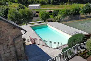 Camping Municipal de Saint Just - Pool im Freien auf dem Campingplatz