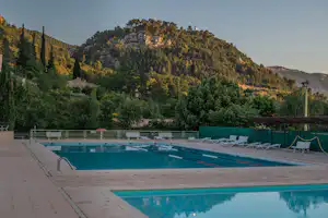 Onlycamp Le Jalinier Camping Municipal Le Jalinier - Freibad auf dem Campingplatz
