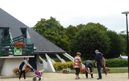 Camping Municipal Le Vieux Châtel