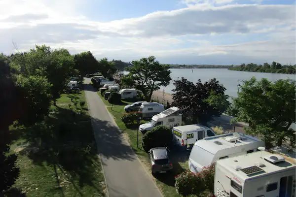 Camping Les Lucs