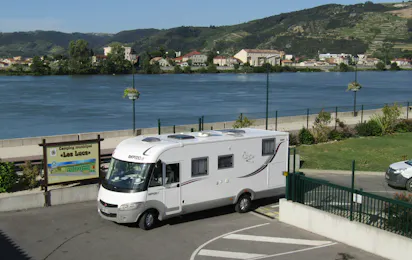 Camping Les Lucs