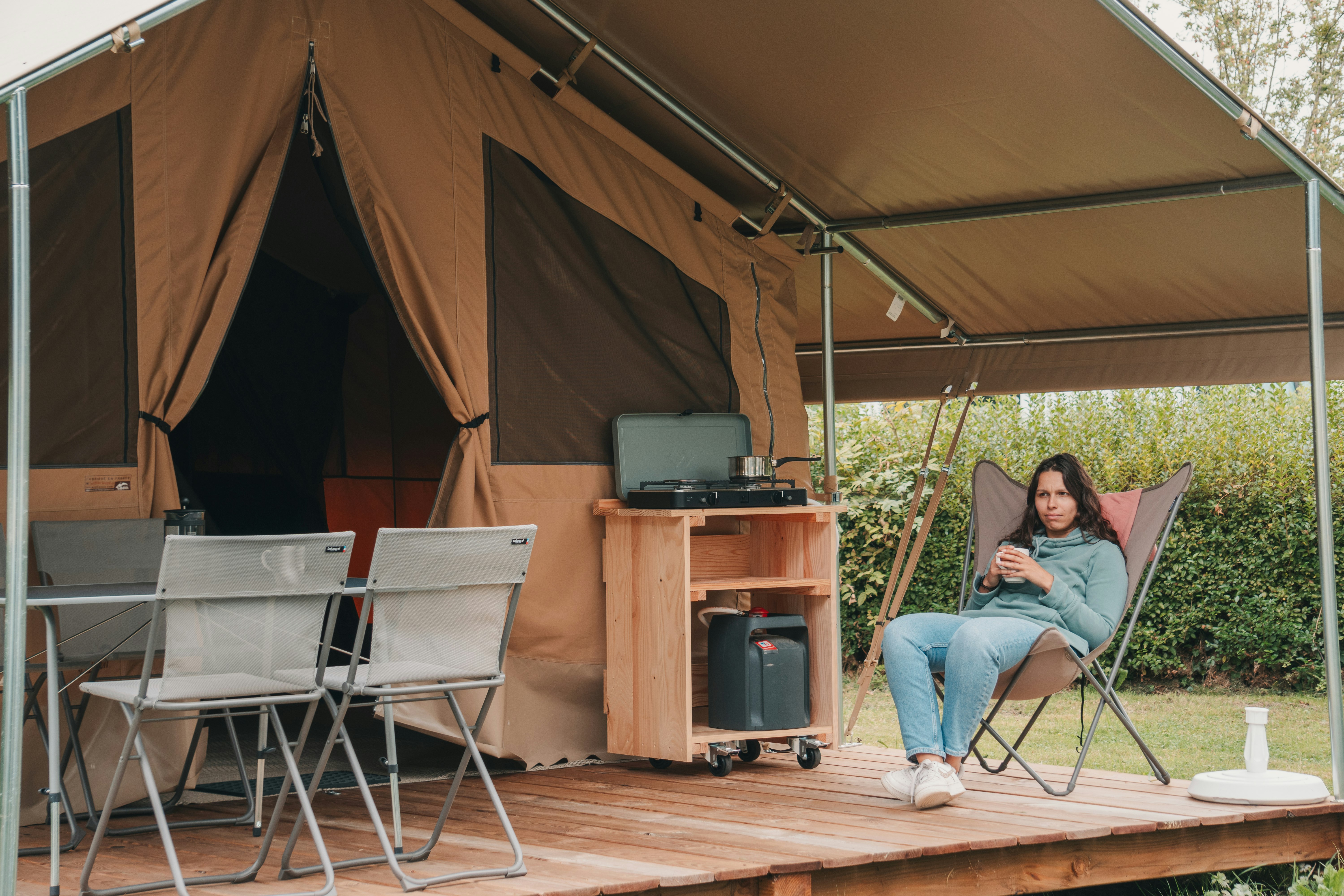 Onlycamp Camping Sous les Pommiers  Camping Municipal Sous les Pommiers - Glampingzelt Außenansicht