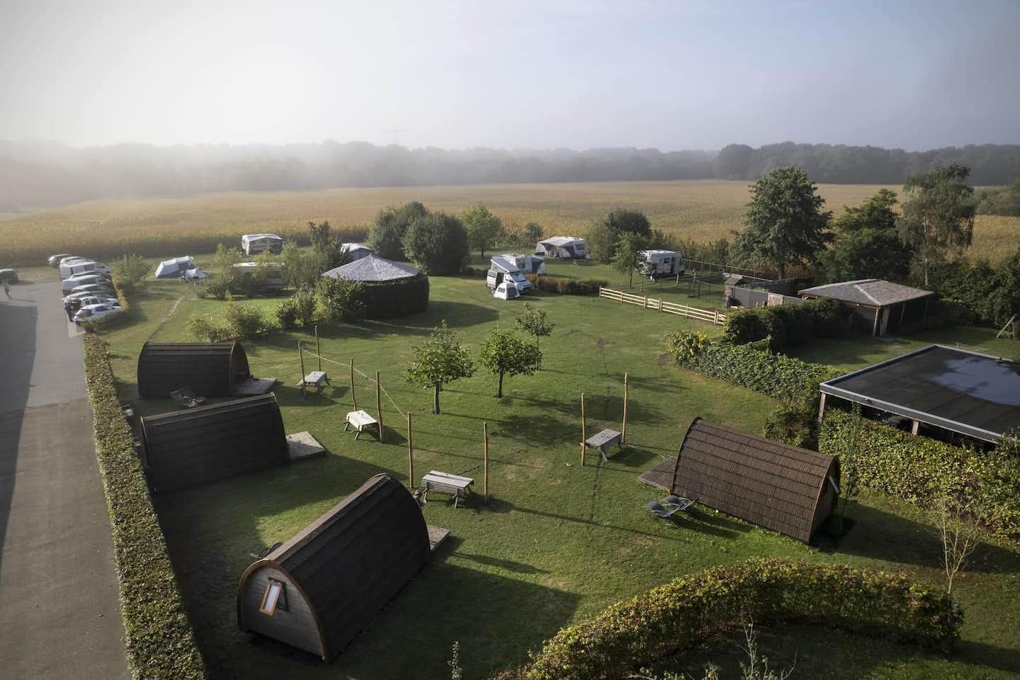 Camping Munnickenheide - Luftaufnahme der Mobilheime und Stellplätze auf dem Campingplatz