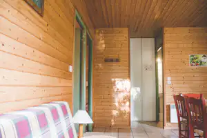 Camping Natura Resort Pescalis - Innenansicht eines Mobilheims
