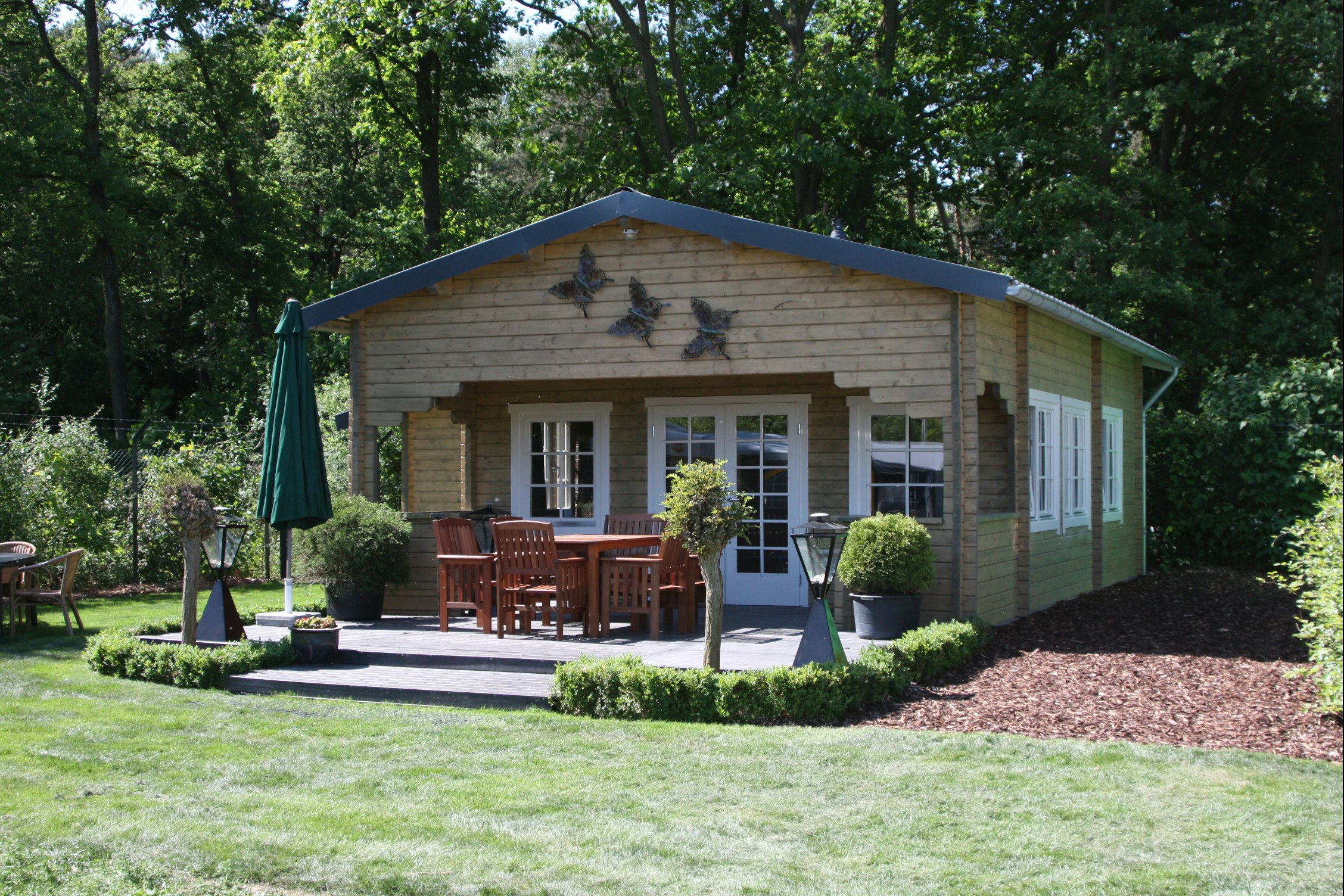 Camping Natuurplezier  - Mobilheim mit Terrasse auf dem Campingplatz