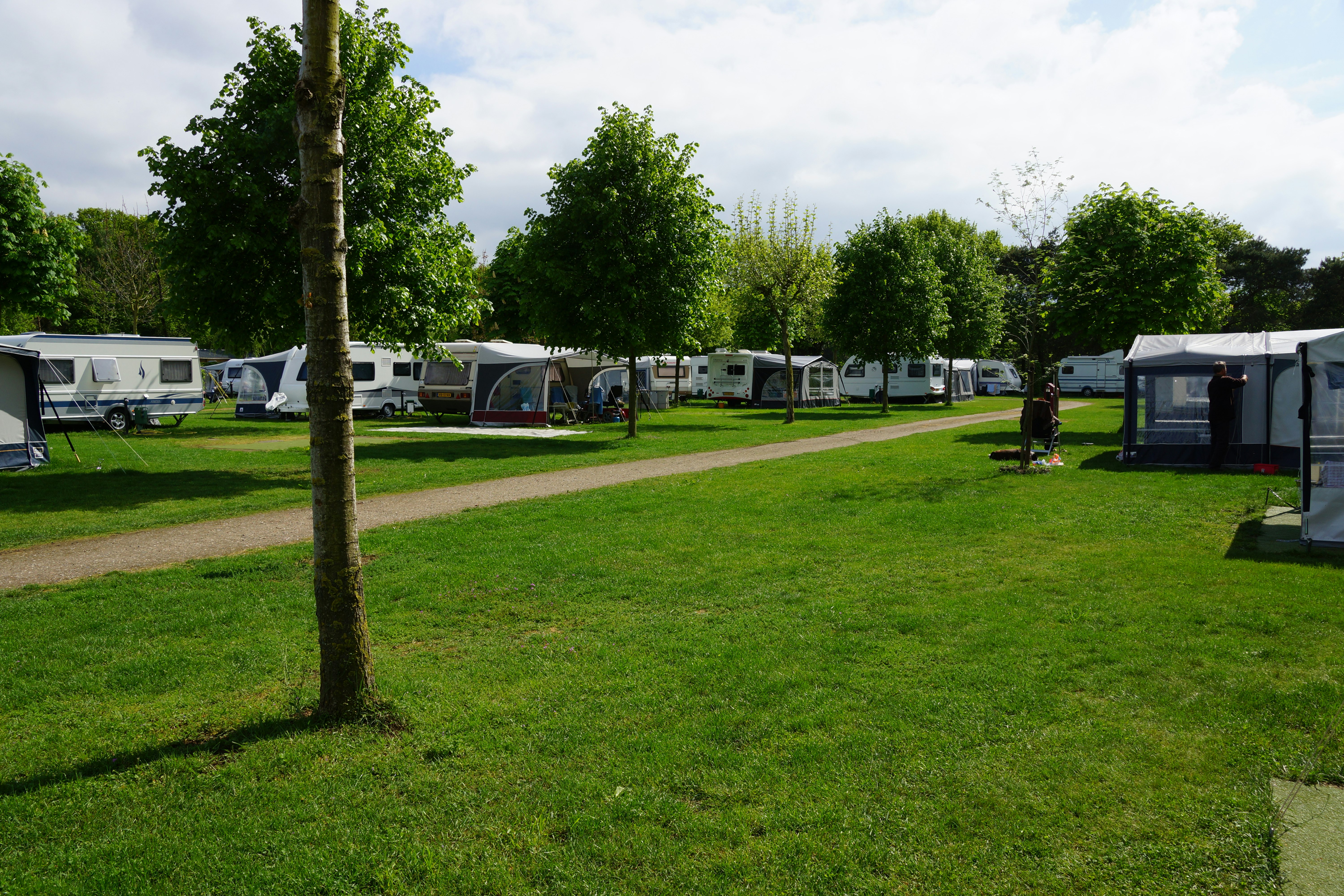 Camping Natuurplezier - Wohnmobil- und Wohnwagenstandplätze auf der Wiese