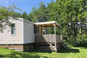 Camping Neumuhle - Mobilheime mit Terrasse im Grünen auf dem Campingplatz