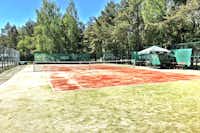 Camping Nida - Tennisplatz auf dem Campingplatz
