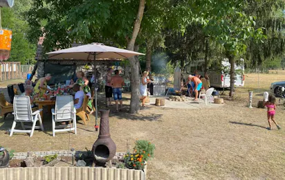 Camping Nyársapát
