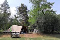 Camping Oázis Tanya - Mietzelte und Mobilheime auf dem Campingplatz