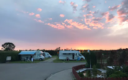 Hygge Strand Camping