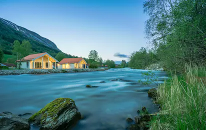 Camping og Hytter Jølstraholmen